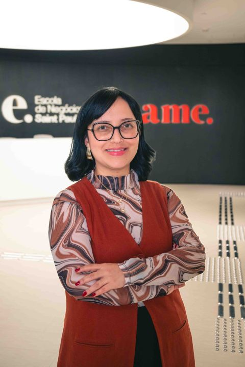 Daniela Barbosa na Escola de Negócios Saint Paul